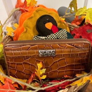 Brown Crocodile Pattern Wallet